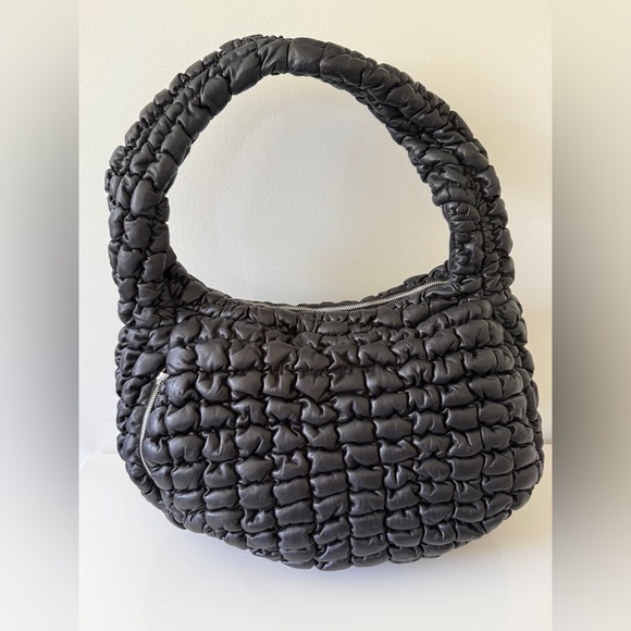 COS Quilted Leather Oversized Crossbody Shoulder Bag Black - Picture 1 of 11
